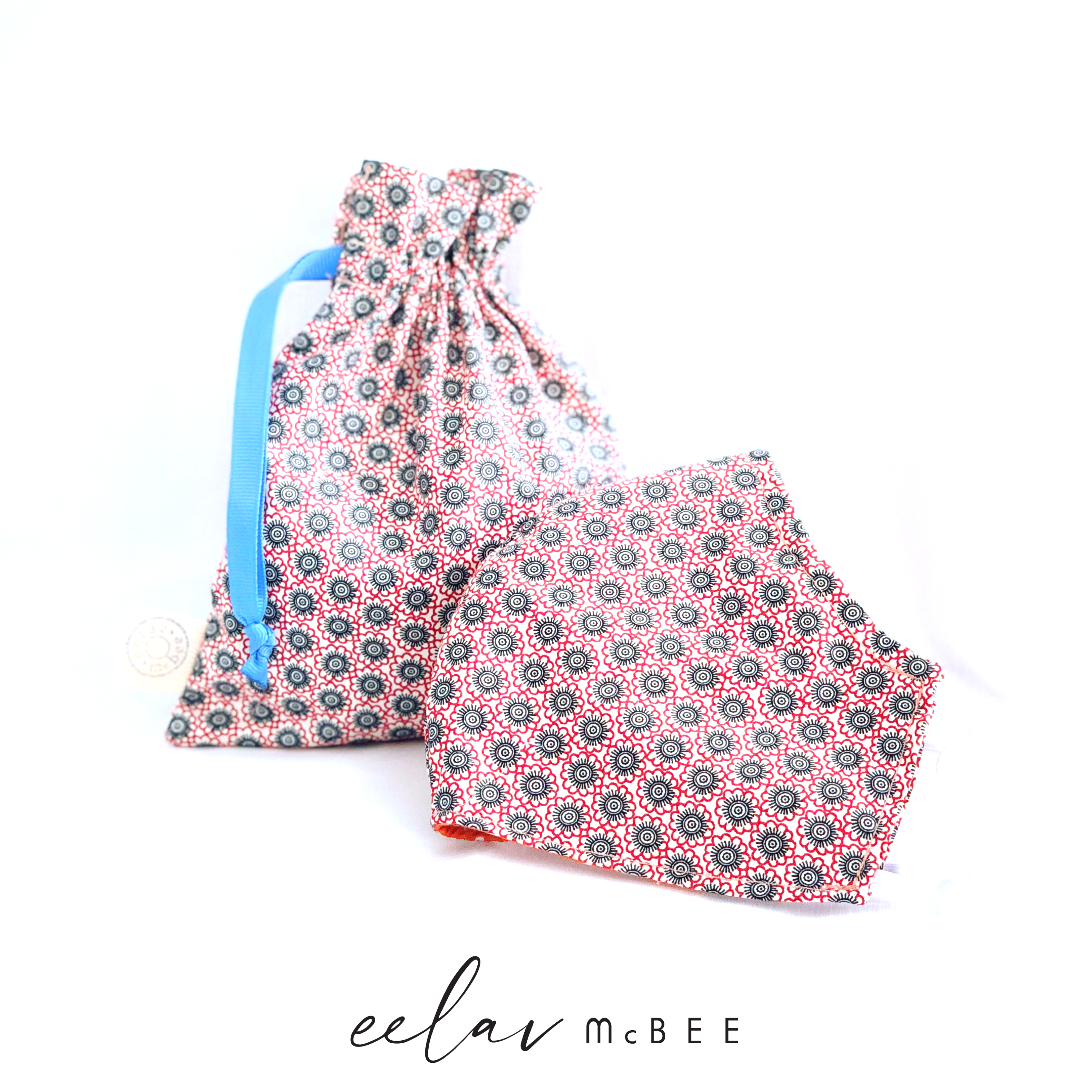 Fitted Face Mask With Matching Pouch