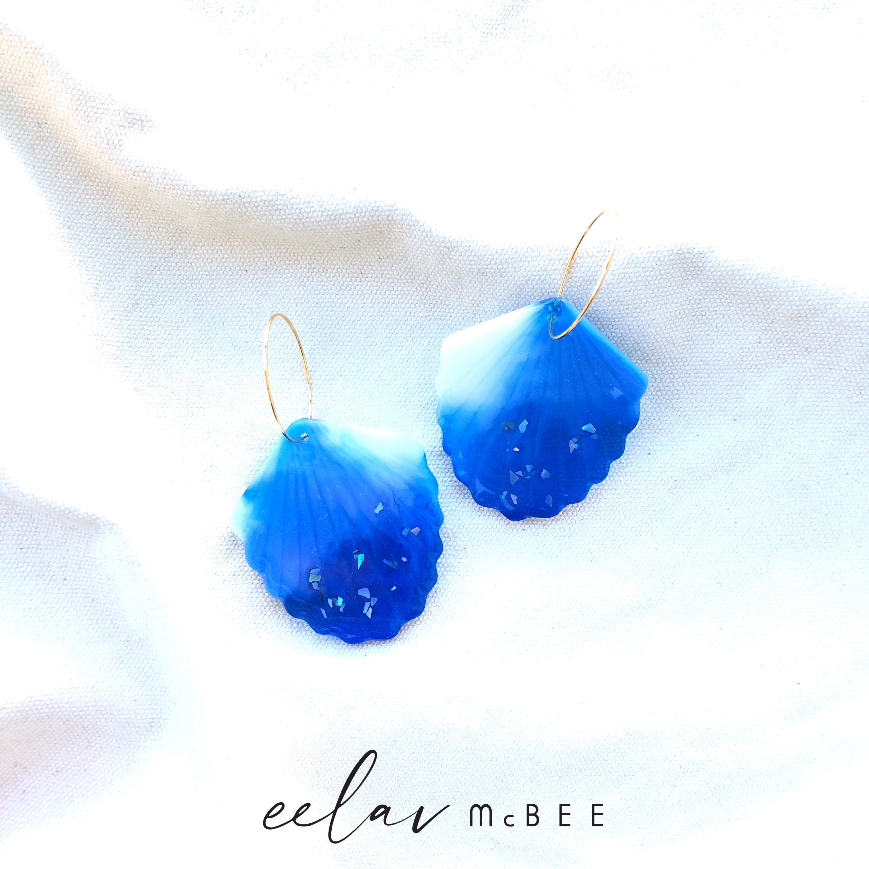 Shell Resin Hoop Earrings v1