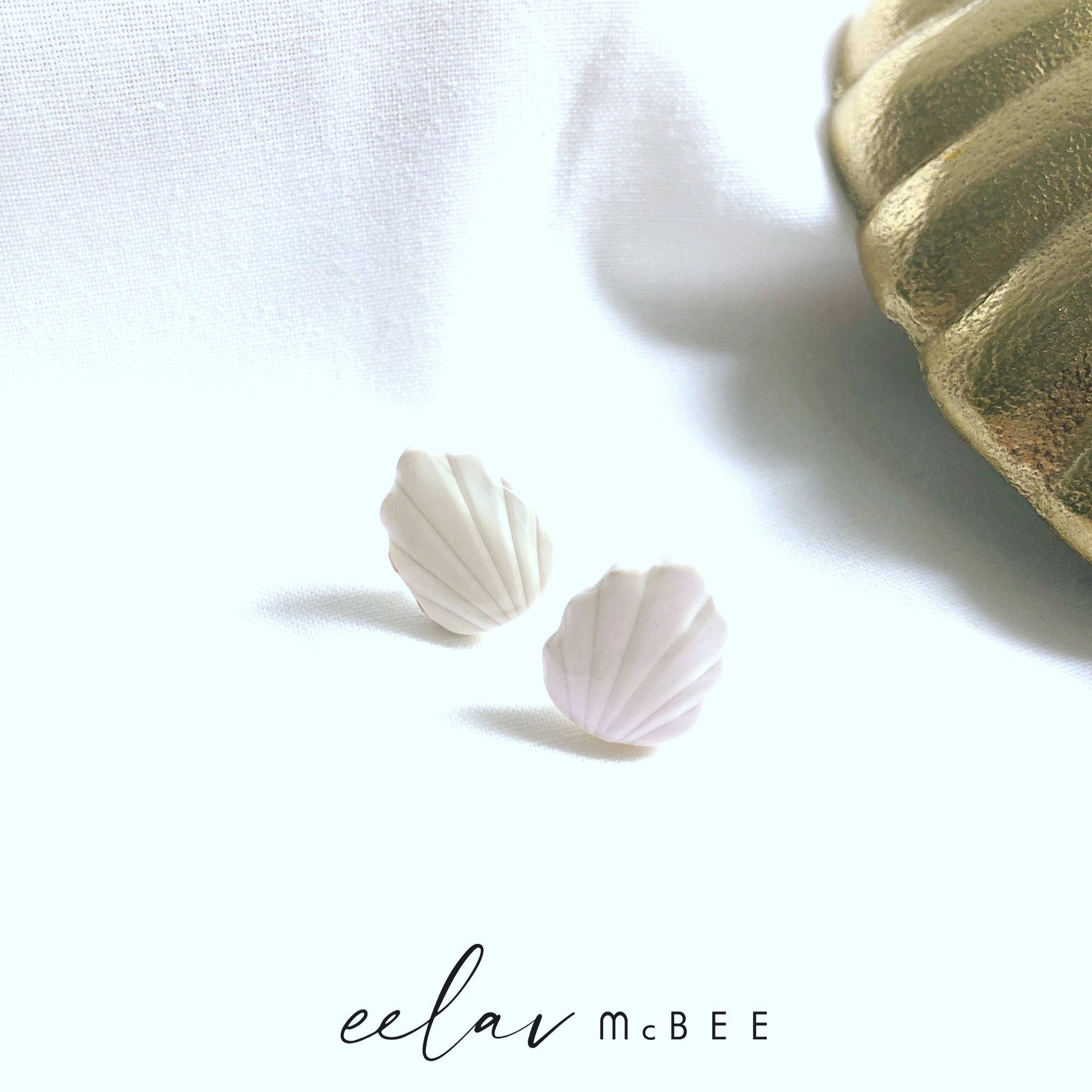 Layla Shell Studs - v10