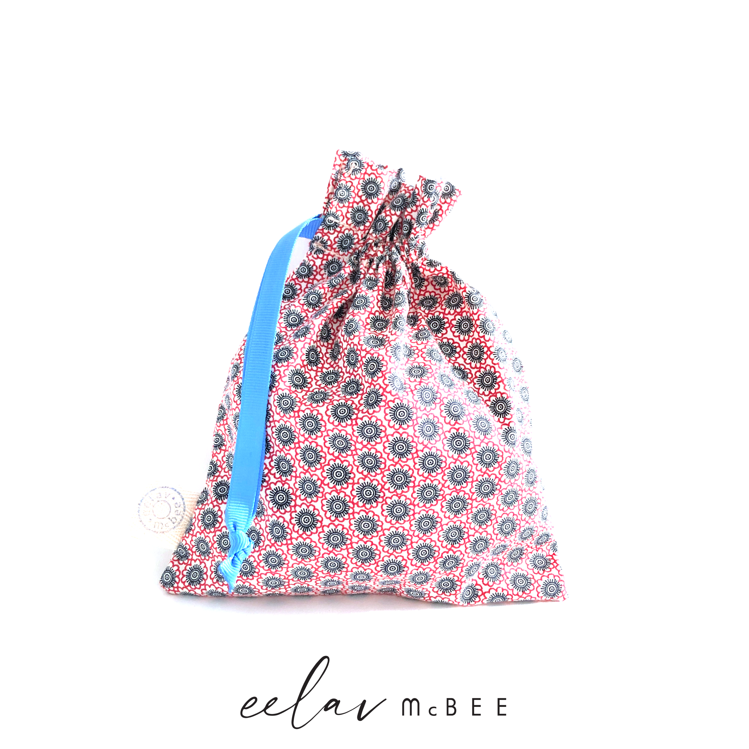 Fitted Face Mask With Matching Pouch