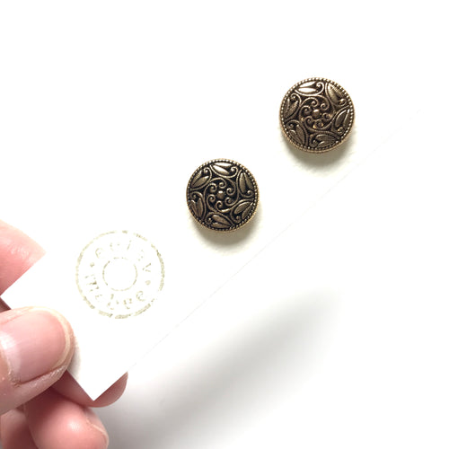 Studs v38