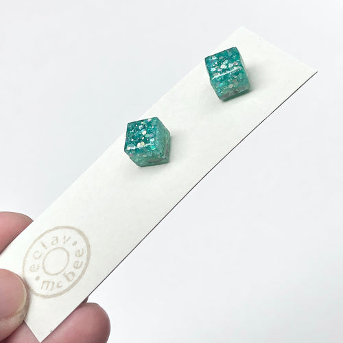 Cube Resin v17