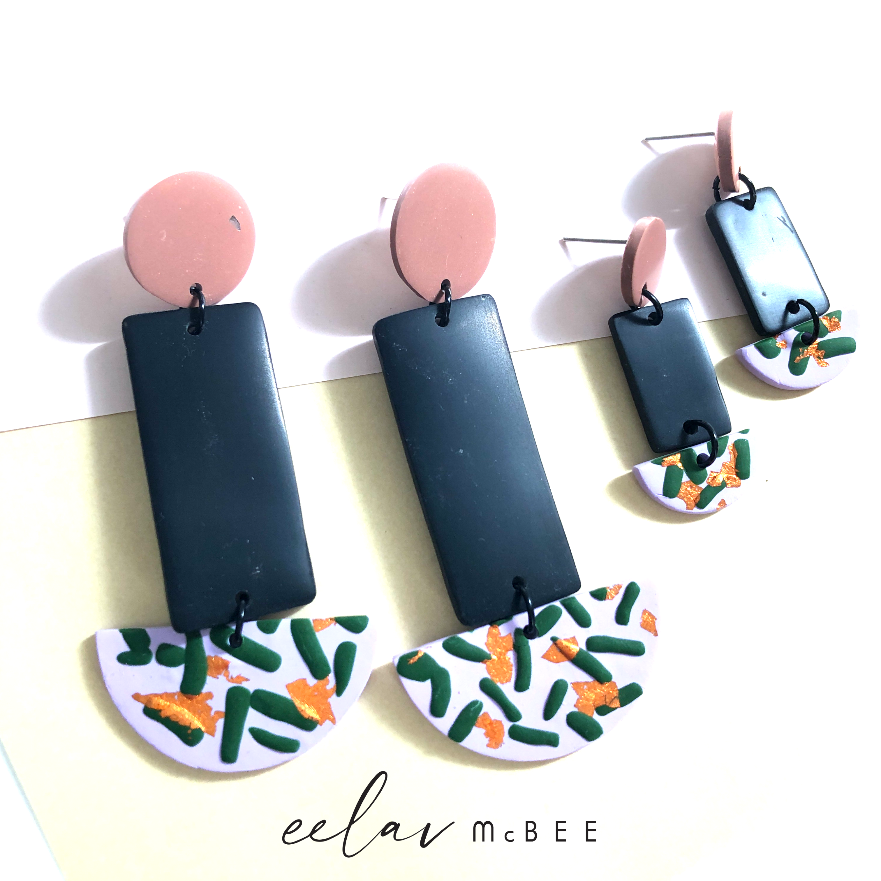 Confettis Glossy Dangle (Black Jumpring) - v2