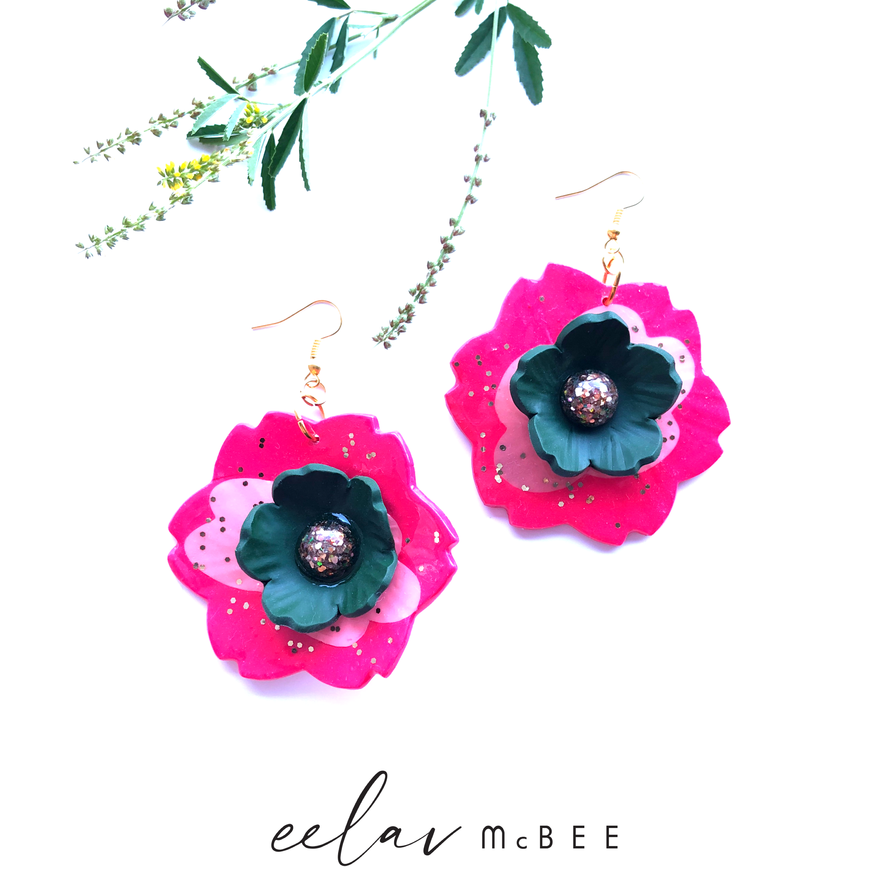 3D Cynthia Sakura Petals Statement (Glossy)