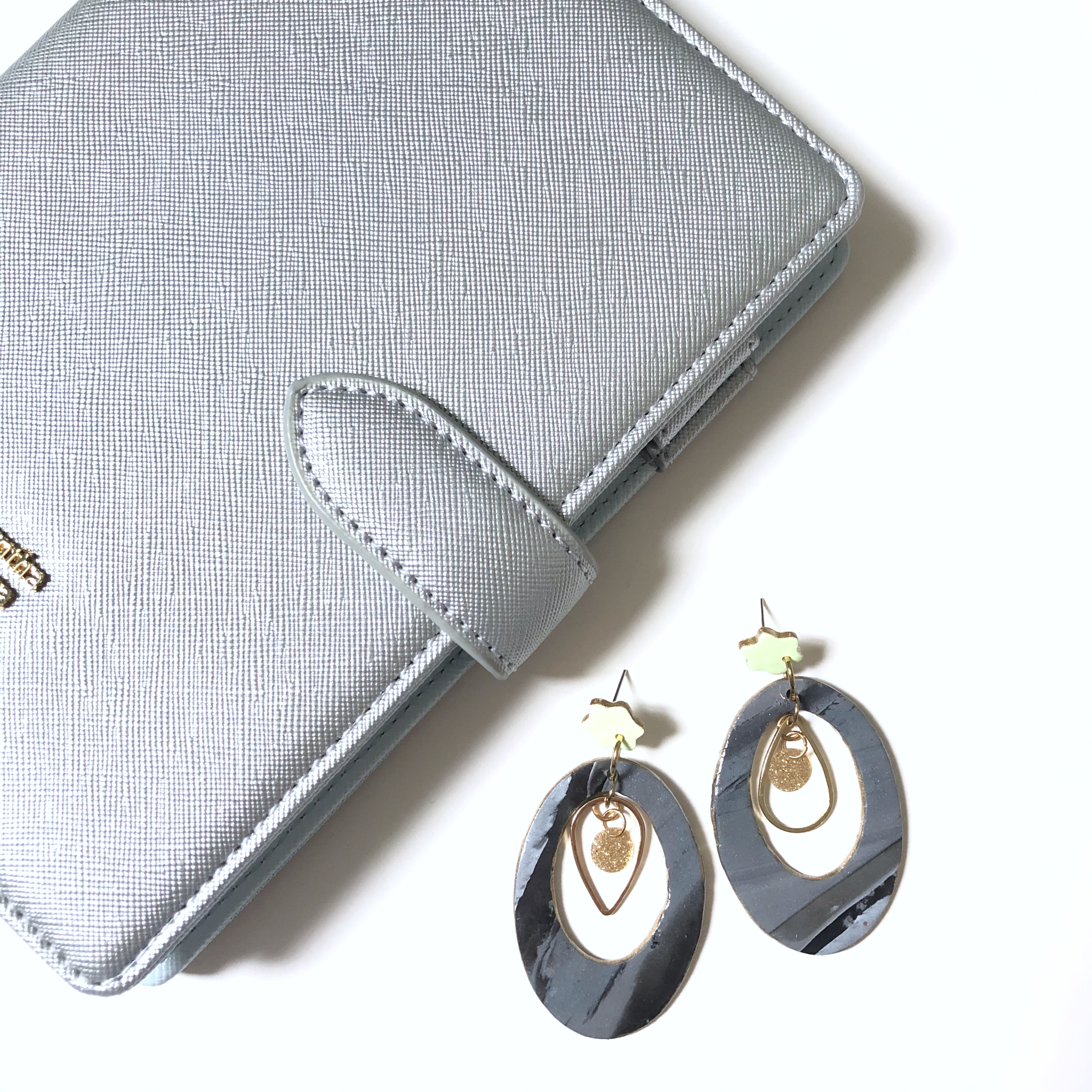 Florence Pastel Jaune Earrings (Oval) - v1