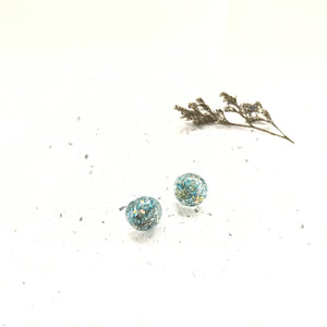 Pine Gold Glitter Resin Stud