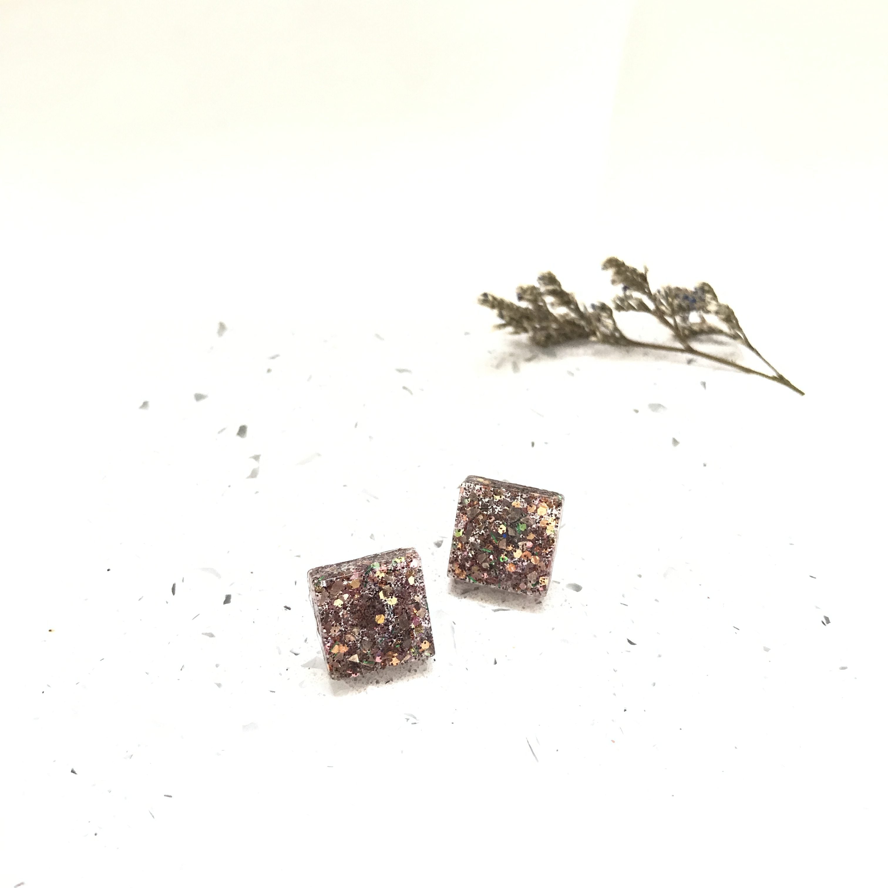Square Resin Stud - v2
