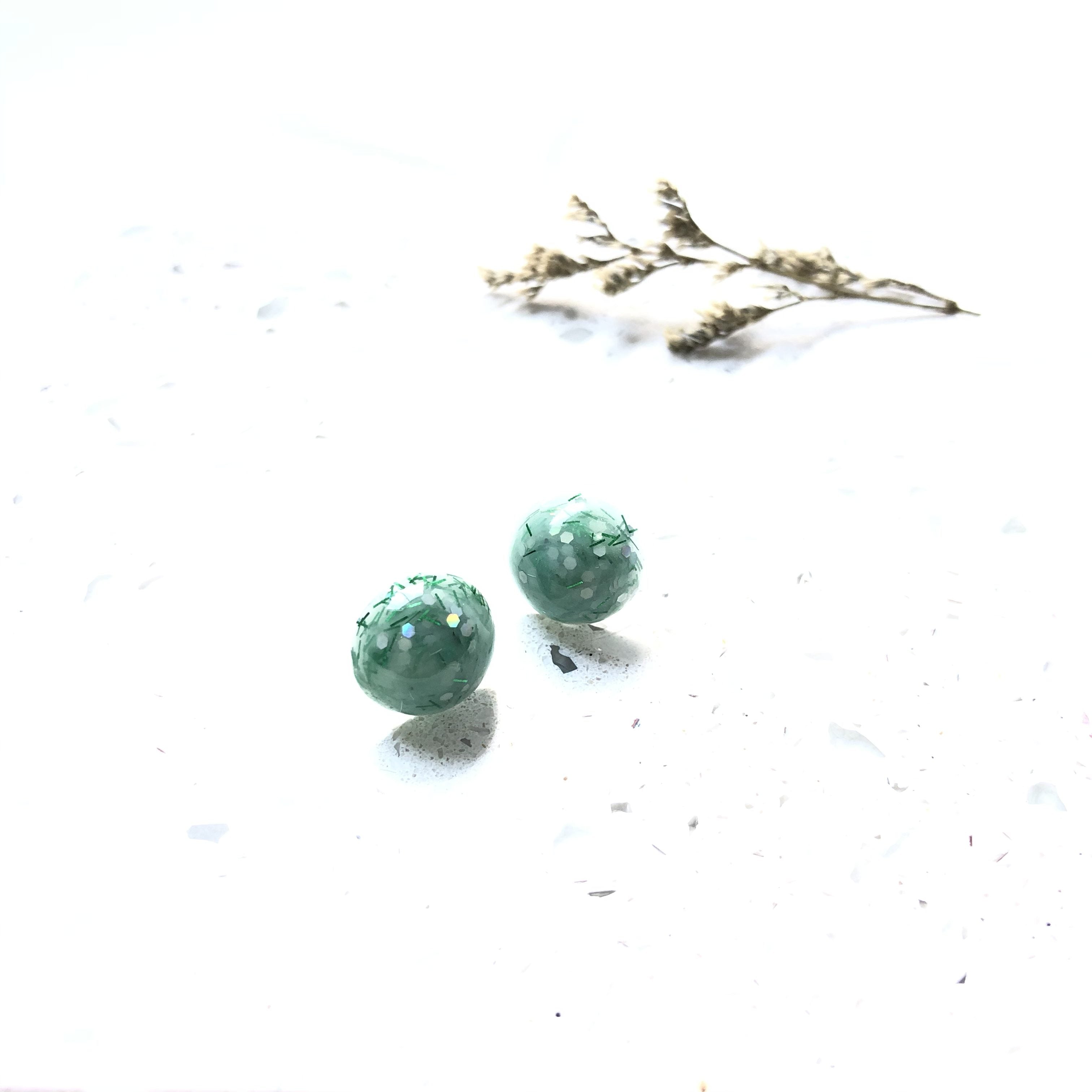 Jade Glitter Resin Stud