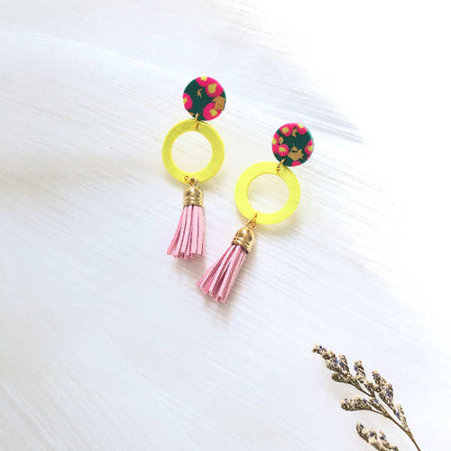 Aki de Fleur Light Pink Tassels Earrings