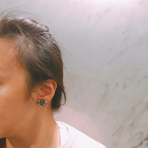 Patterned Floral Studs (Black)