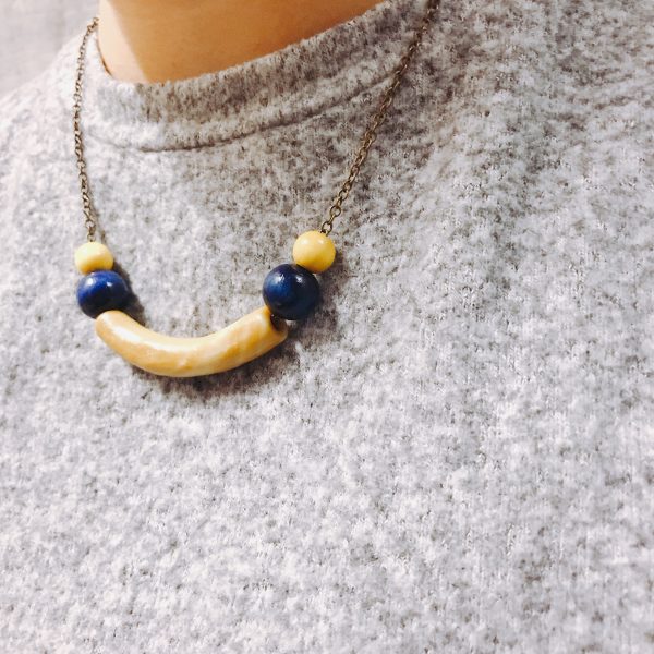 Curvy Marble Necklace