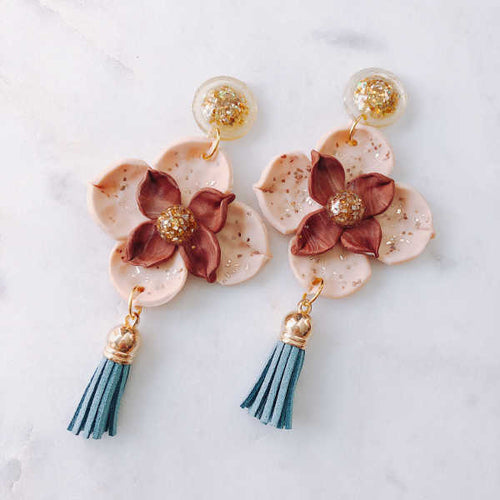 Victoria Freesia Statement Dangle (Gold)